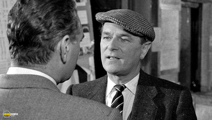 A still #10 from The League of Gentlemen (1960)