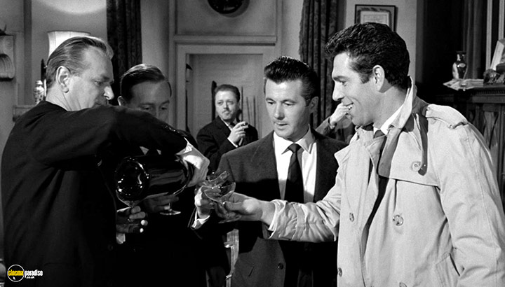 A still #16 from The League of Gentlemen (1960)