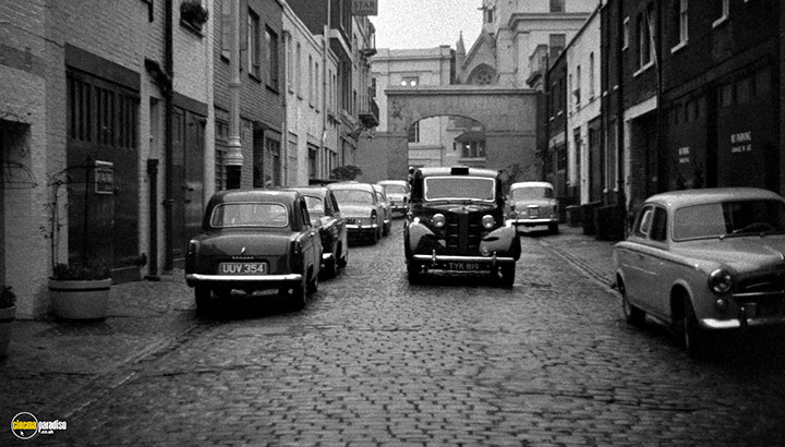 A still #22 from The League of Gentlemen (1960)