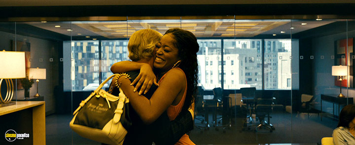 A still #8 from Hustlers (2019)