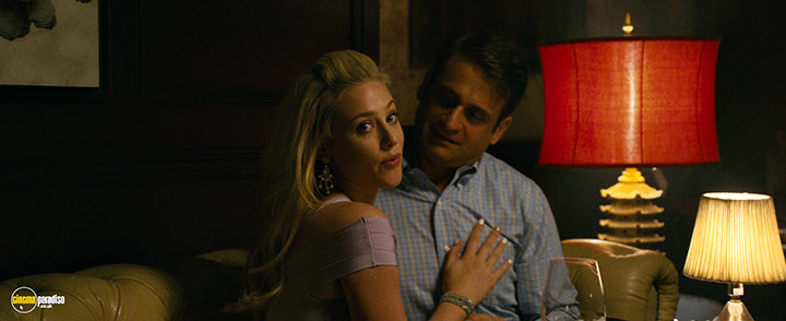 A still #13 from Hustlers (2019)