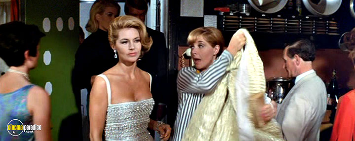 A still #40 from Maroc 7 (1967)