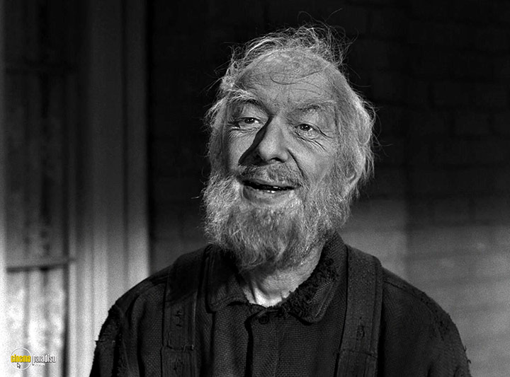 A still #24 from The Twilight Zone: Series 3 (1961)