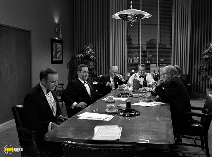 A still #19 from The Twilight Zone: Series 3 (1961)