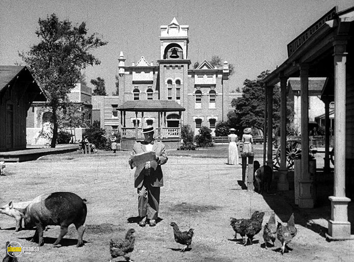 A still #18 from The Twilight Zone: Series 3 (1961)