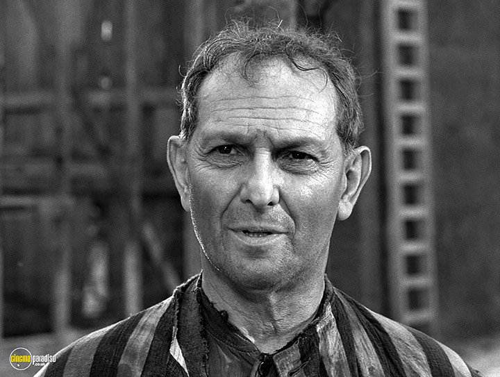 A still #5 from The Twilight Zone: Series 3 (1961)