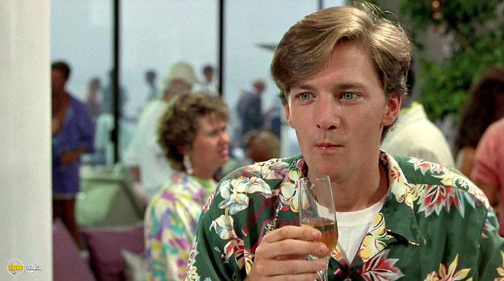 A still #10 from Weekend at Bernie's (1989)
