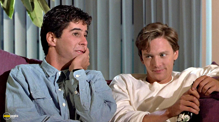 A still #16 from Weekend at Bernie's (1989)
