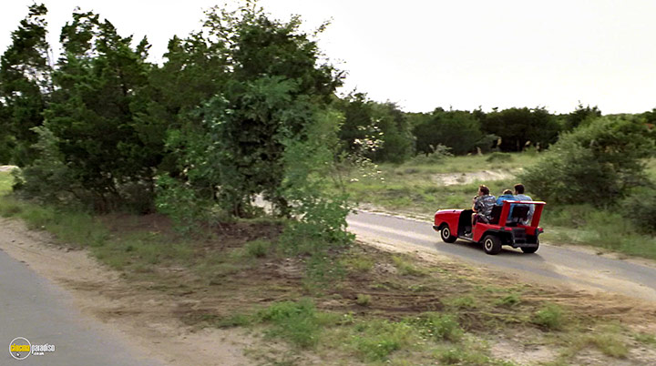 A still #20 from Weekend at Bernie's (1989)