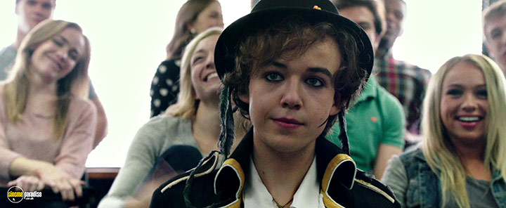 A still #16 from Freak Show (2017)