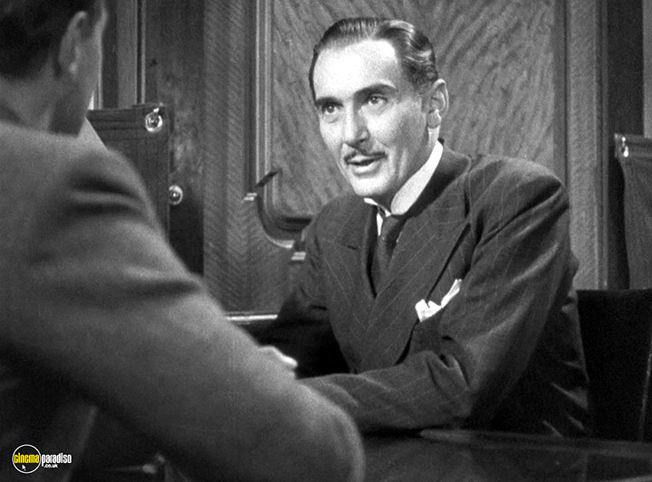 A still #69 from The Lady Vanishes (1938)