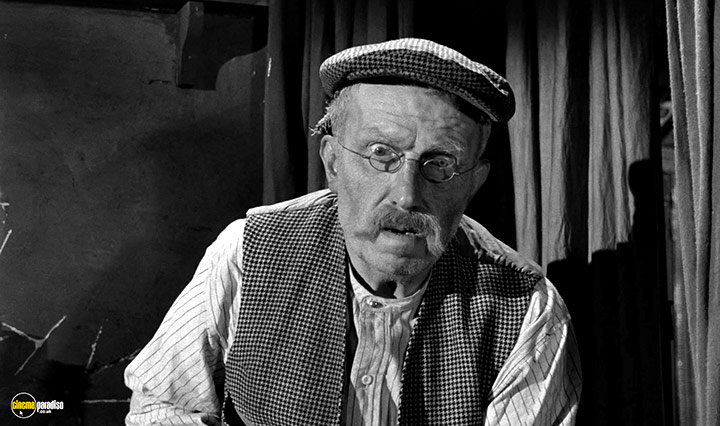 A still #44 from The Smallest Show on Earth (1957)