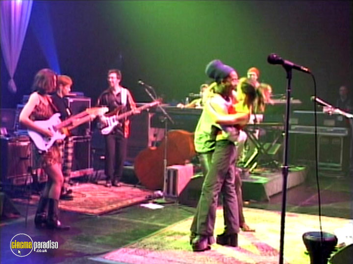 A still #3 from Render: Spanning Time with Ani DiFranco (2002)