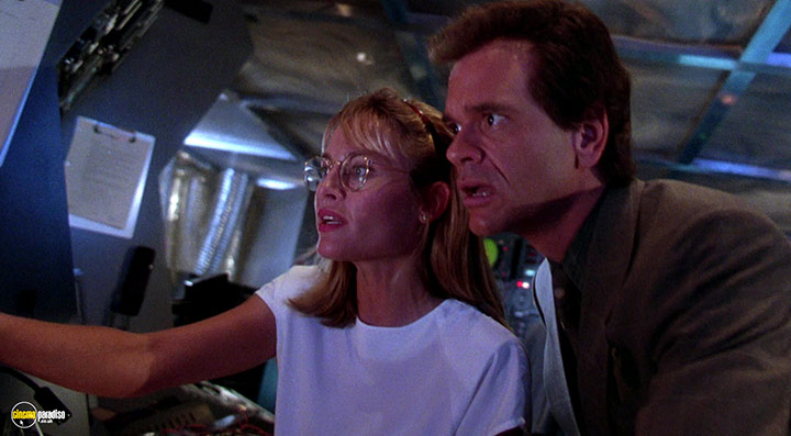 A still #25 from Gremlins 2: The New Batch (1990)