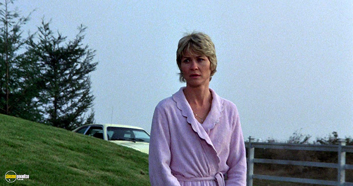 A still #35 from Cujo (1983)