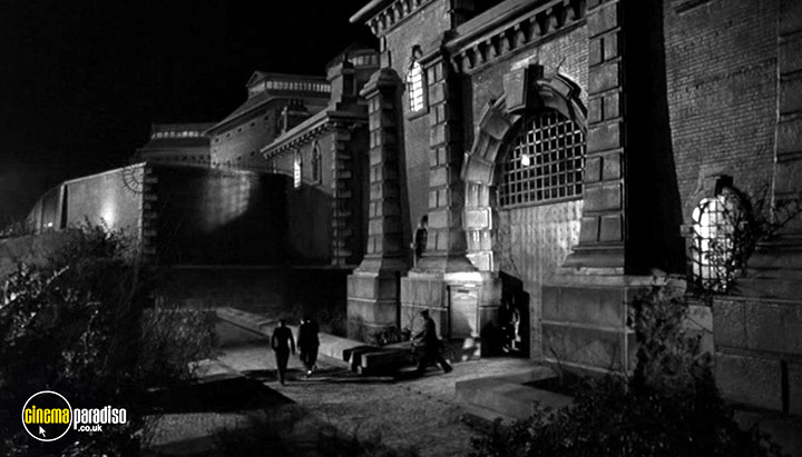 A still #25 from Nowhere to Go (1958)