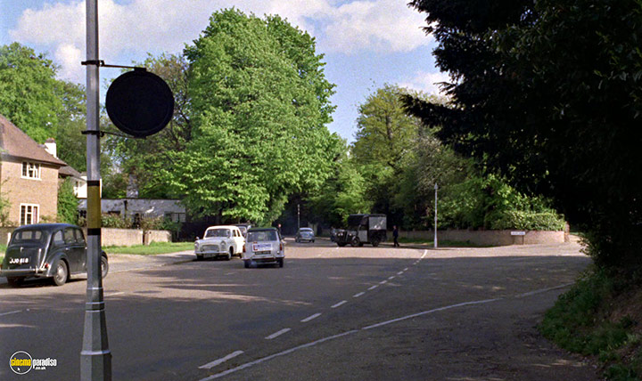 A still #142 from The Fast Lady (1962)