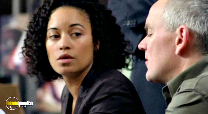 A still #21 from Blue Murder: Series 4 (2007)