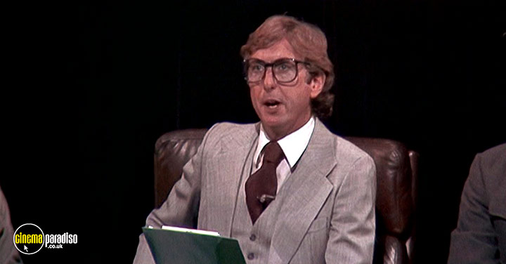 A still #19 from Monty Python: Live at the Hollywood Bowl (1982)