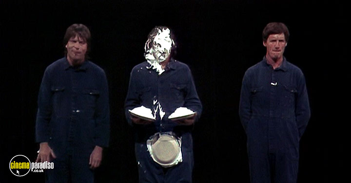 A still #6 from Monty Python: Live at the Hollywood Bowl (1982)