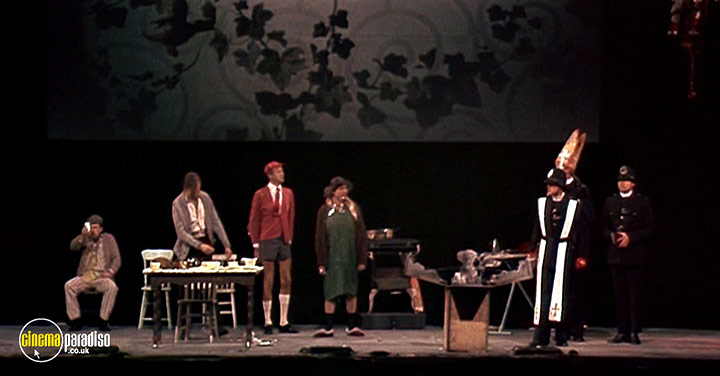 A still #5 from Monty Python: Live at the Hollywood Bowl (1982)