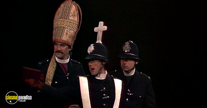 A still #3 from Monty Python: Live at the Hollywood Bowl (1982)