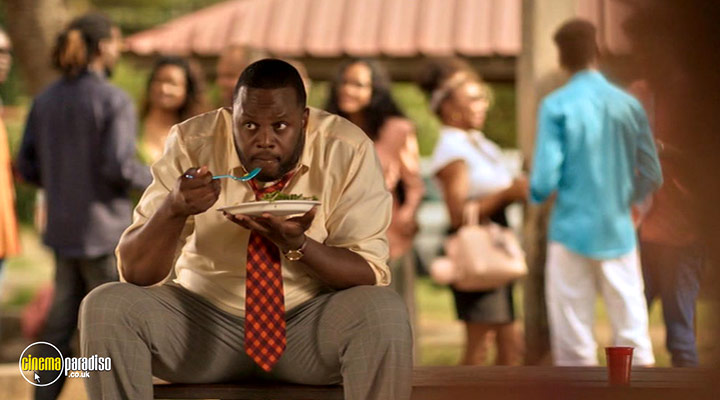 A still #13 from Death in Paradise: Series 9 (2020)