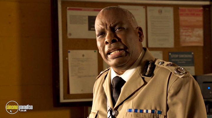 A still #36 from Death in Paradise: Series 9 (2020)