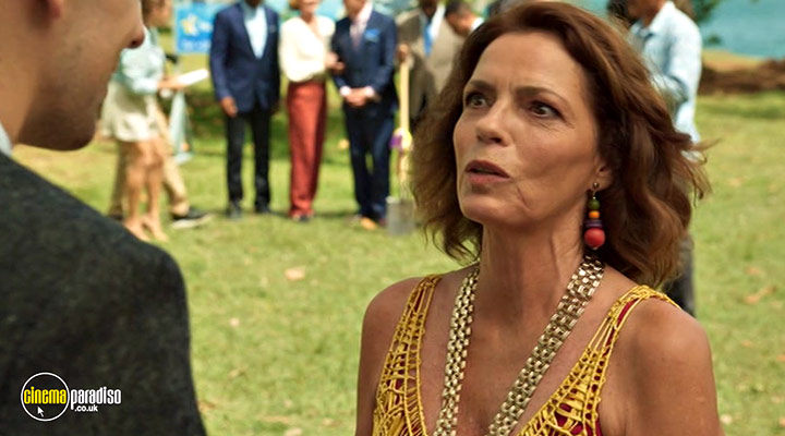 A still #28 from Death in Paradise: Series 9 (2020)