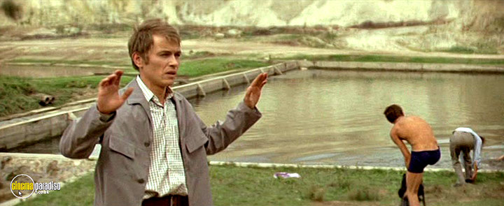 A still #25 from The Confrontation (1968)