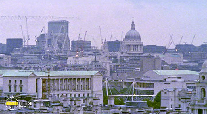 A still #9 from Lynda La Plante: The Commander (2005)