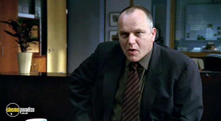 A still #6 from Lynda La Plante: The Commander (2005)