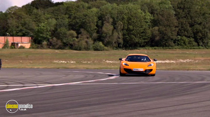 A still #12 from Top Gear: Series 17 (2011)