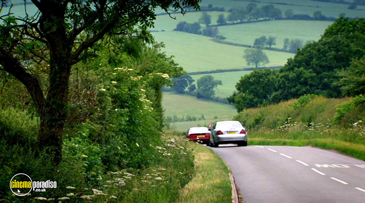 A still #2 from Top Gear: Series 17 (2011)
