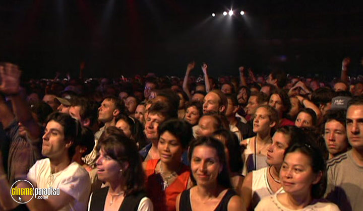 A still #21 from Earth, Wind and Fire: Live at Montreux 1997 (1997)