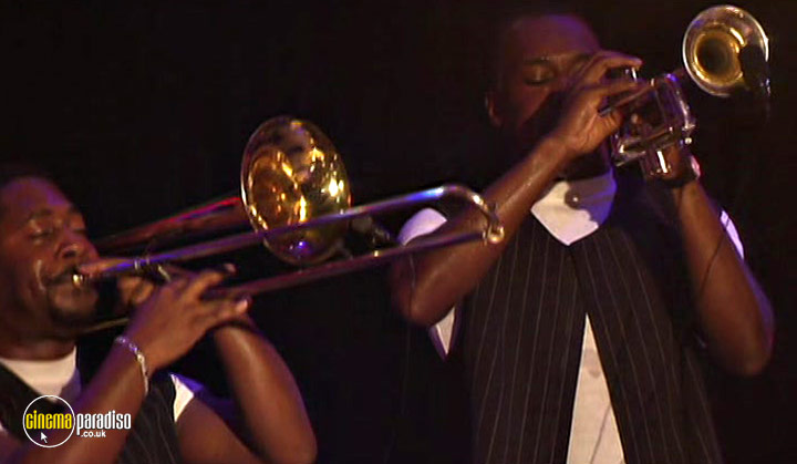 A still #20 from Earth, Wind and Fire: Live at Montreux 1997 (1997)
