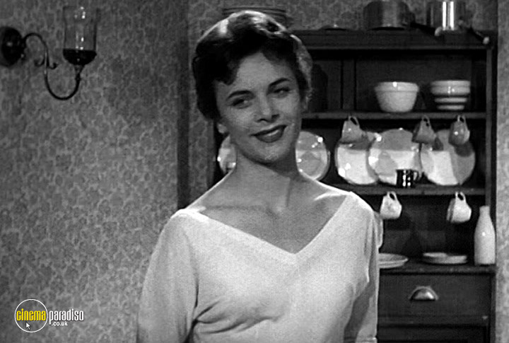A still #20 from The Golden Disc (1958)