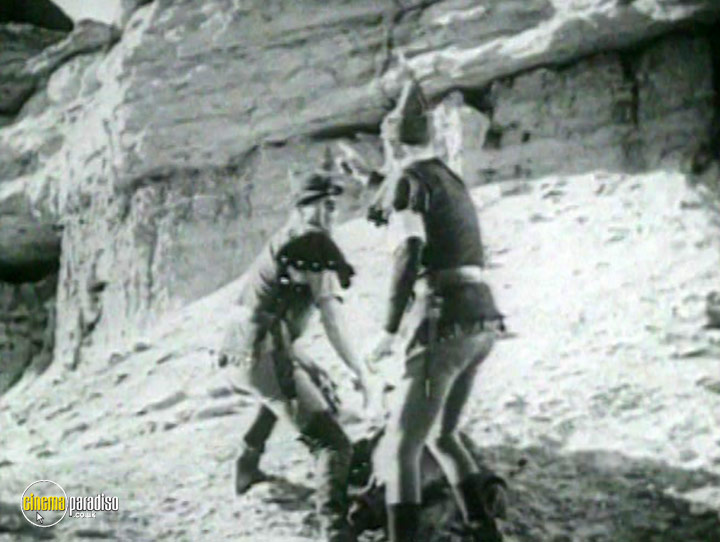 A still #23 from Flash Gordon Conquers the Universe: Vol.3 (1940)
