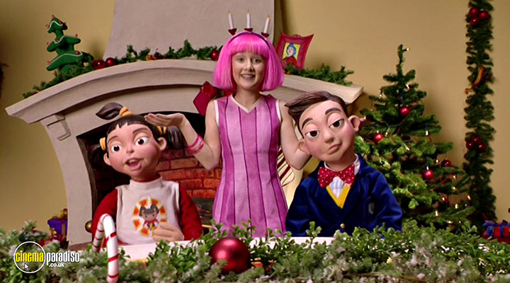 A still #16 from Lazytown: Surprise Santa and Other Stories (2004)