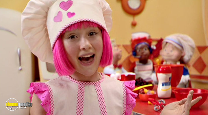 A still #14 from Lazytown: Surprise Santa and Other Stories (2004)