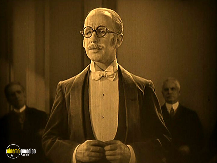 A still #22 from The Lost World (1925)