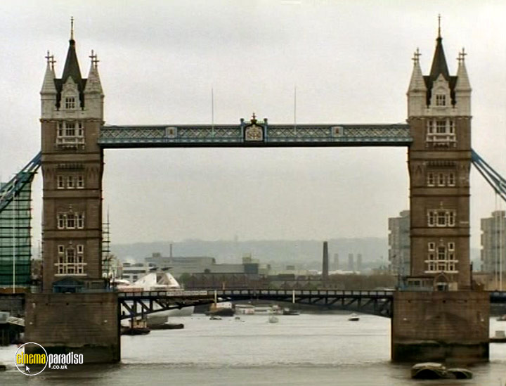 A still from Patrick Keiller: London (1994) 