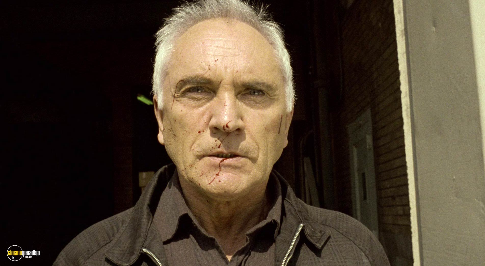 A still from The Limey (1999) 