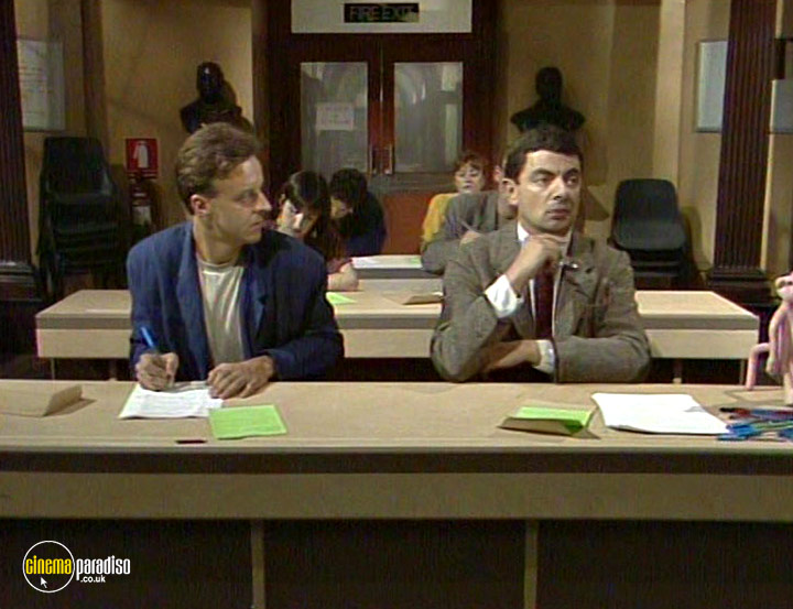 A still #24 from Mr Bean: Vol.1 (1990)