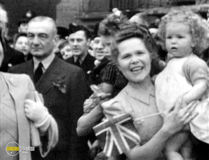 A still #30 from London's East End: 1940s-1970s (2009)