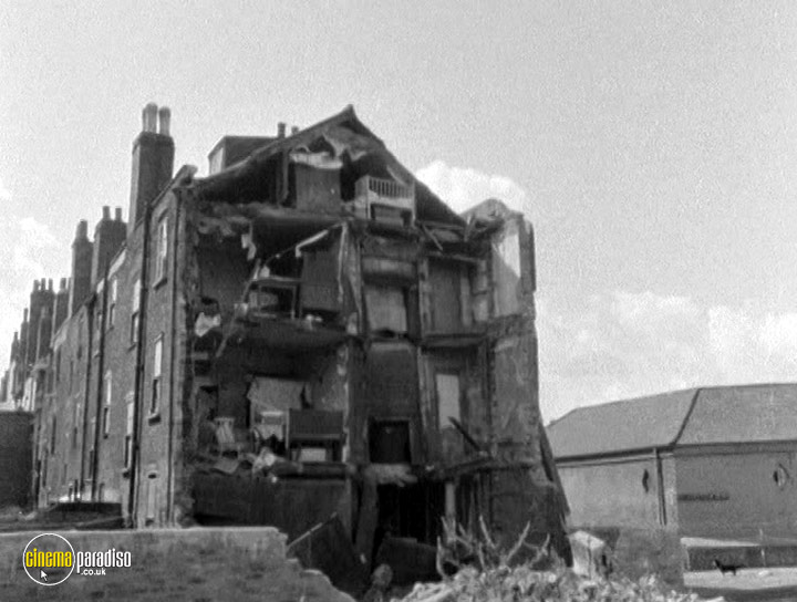 A still #28 from London's East End: 1940s-1970s (2009)