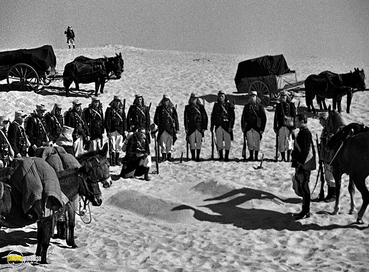 A still #42 from It Happened in Hollywood / Adventure in Sahara / Power of the Press (1943)