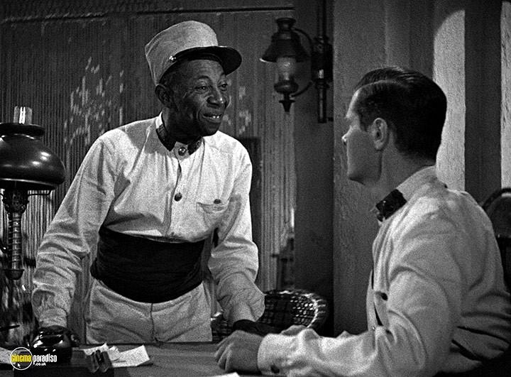 A still #53 from It Happened in Hollywood / Adventure in Sahara / Power of the Press (1943)