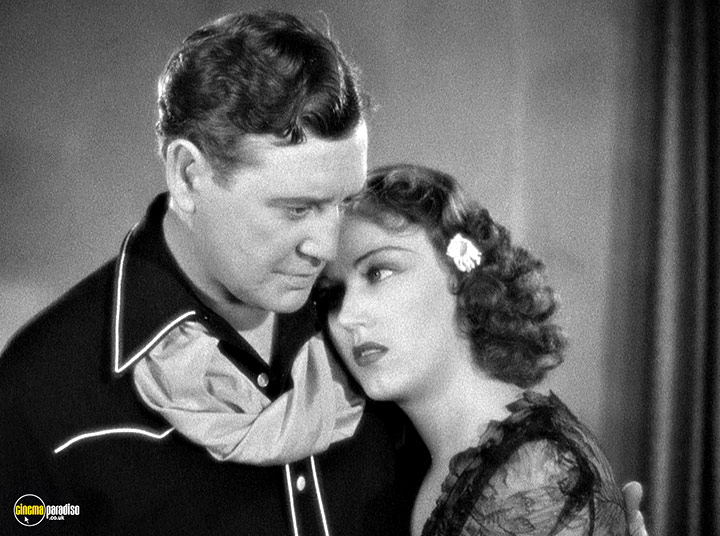 A still #1 from It Happened in Hollywood / Adventure in Sahara / Power of the Press (1943)