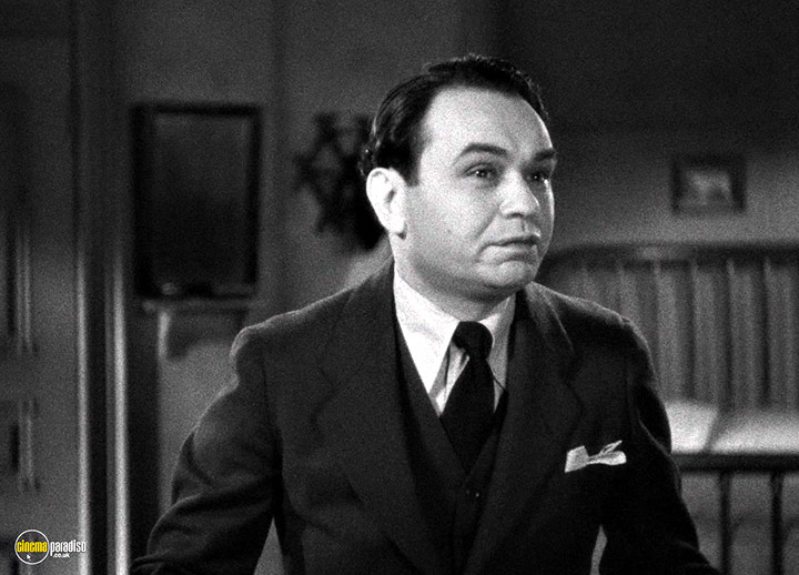 A still #20 from The Whole Town's Talking (1935)